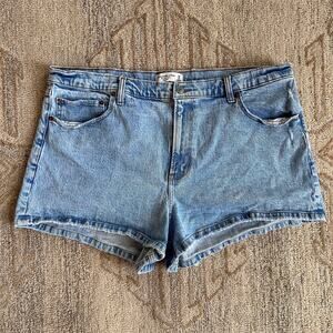 High Rise Mom Shorts Denim Light Wash Vintage Style 18 Abercrombie